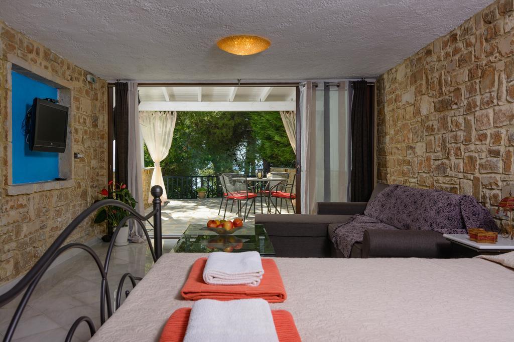 Maria Elena Villas Neos Marmaras Exteriör bild